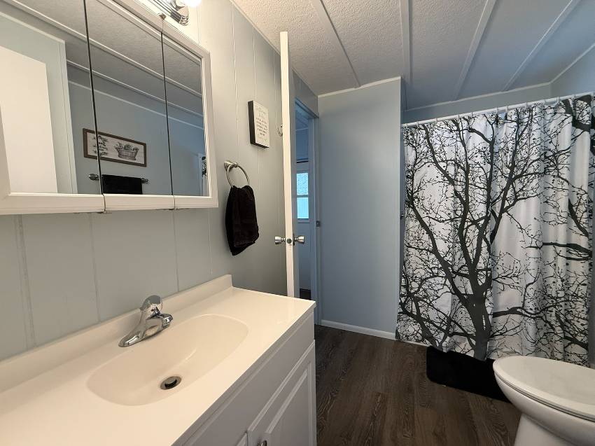 20 Quince Ave a Bradenton, FL Mobile or Manufactured Home for Sale
